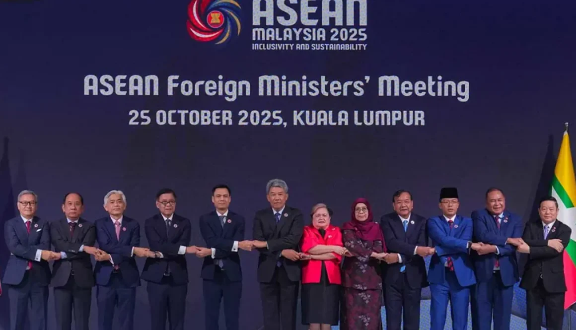 هل تنعكس نتائج زيارة ترامب إلى آسيا على النمو الاقتصادي العالمي؟