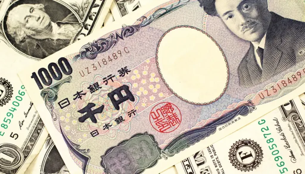 الدولار يحافظ على مكاسبه مقابل الإسترليني والين وسط ترقب قرارات بنوك مركزية