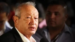 بينها عائلة ساويرس.. أقوى 9 عائلات في أفريقيا لعام 2025