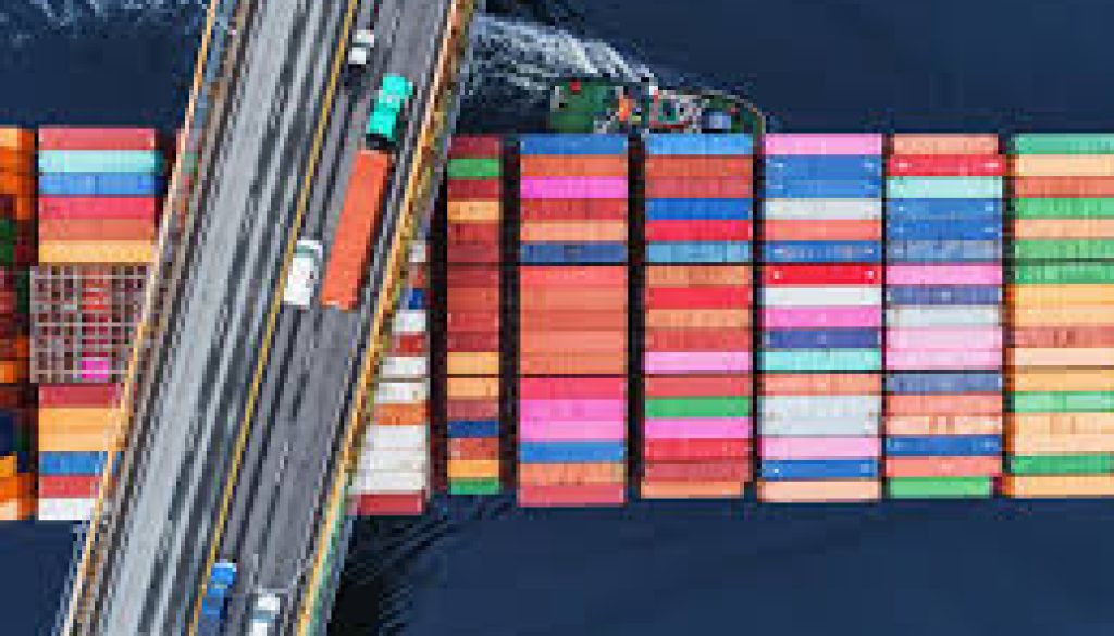 توقعات بنمو التجارة العالمية 7% إلى 35 تريليون دولار في 2025