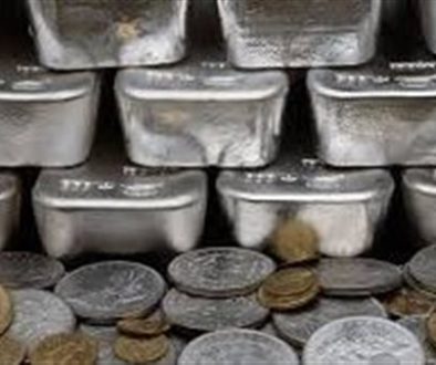 توقعات بوصول الفضة لـ 100 دولار والذهب إلى 5000 دولار في 2026