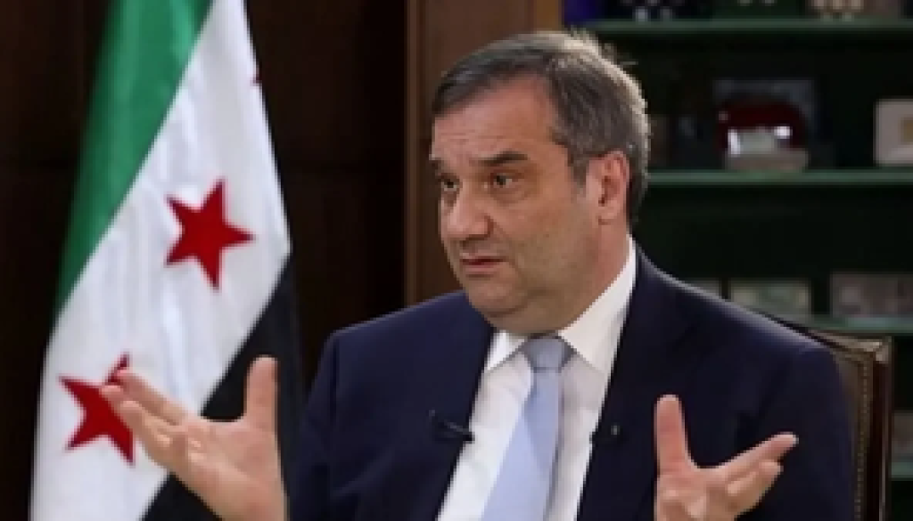 حاكم مصرف سوريا المركزي تسارع نمو الاقتصاد مع تخفيف العقوبات وعودة اللاجئين