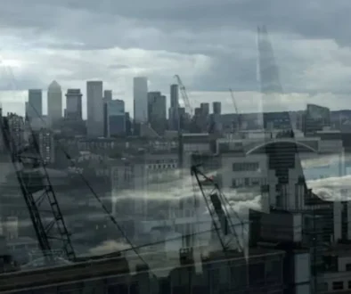 17 عاماً بعد الأزمة... كيف تقود واشنطن موجة التخفيف التنظيمي للبنوك عالمياً؟