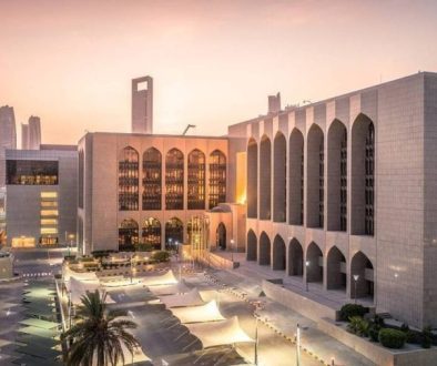 5.5 تريليونات درهم محفظة ممتلكات البنوك الإماراتية