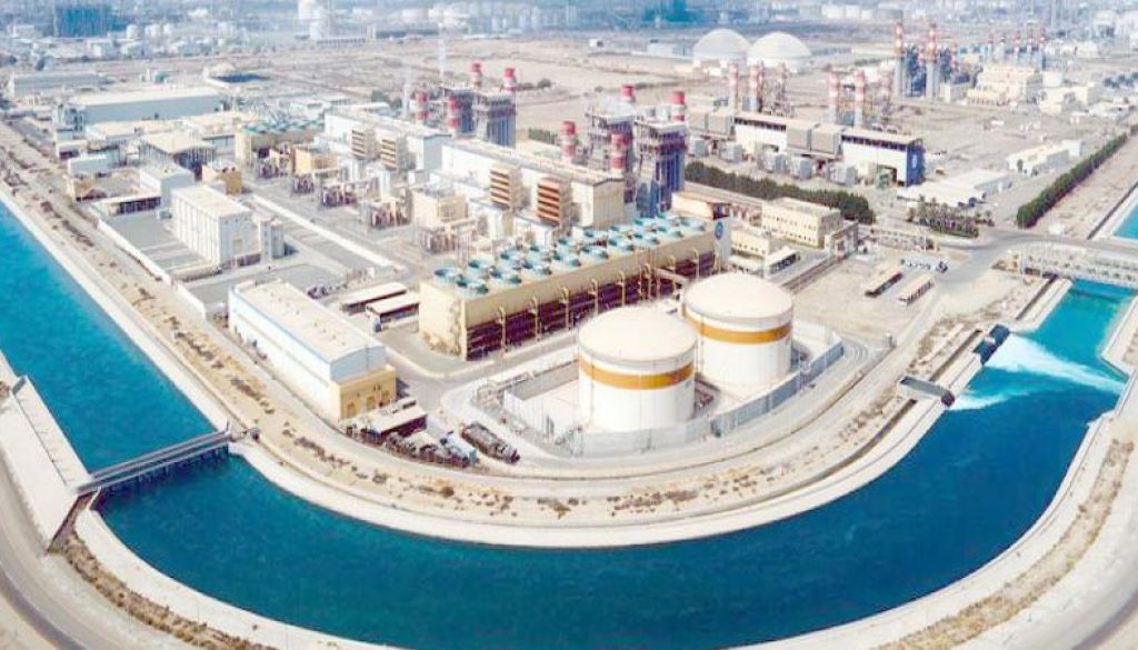 الاقتصاد العُماني يتغلب على التحديات في 2025 بأداء متوازن