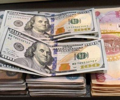 سعر الدولار في العراق يقفز إلى مستوى قياسي بالسوق الموازية