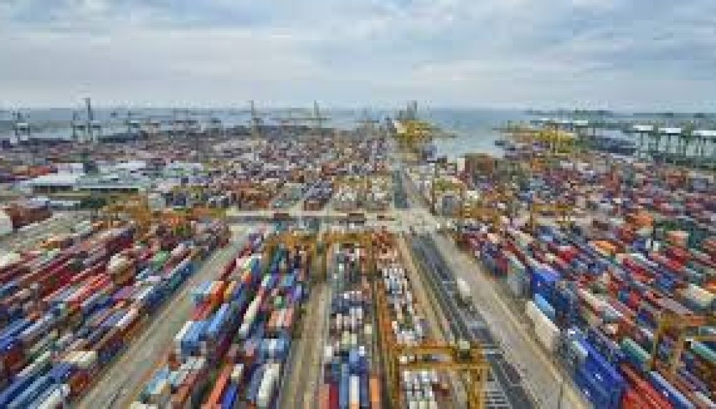 فائض الميزان التجاري السعودي يُحلِّق عالياً بـ«جناح» الصادرات غير النفطية