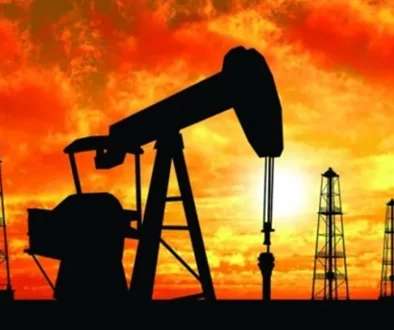 كيف تتحوّل الثروة النفطية من مورد ناضب إلى اقتصاد مستدام؟