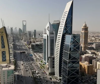 كيف توازن السعودية بين الإنفاق التوسعي والاستقرار المالي في خطة الاقتراض لـ2026؟