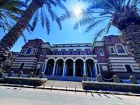 ليبيا تخفض قيمة الدينار 14.7 في ثاني إجراء خلال أقل من عام