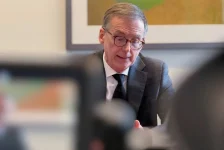 محافظ بنك كندا سياسات ترمب التجارية قد تُحدث صدمة اقتصادية جديدة