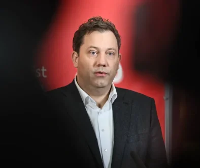 وزير مالية ألمانيا استقلالية البنوك المركزية «خط فاصل واضح»