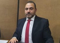 الأمين العام لجمعية المصارف لحماية أرباح الذهب كي لا نضيف مرة أخرى فرصة ضائعة إلى تاريخنا