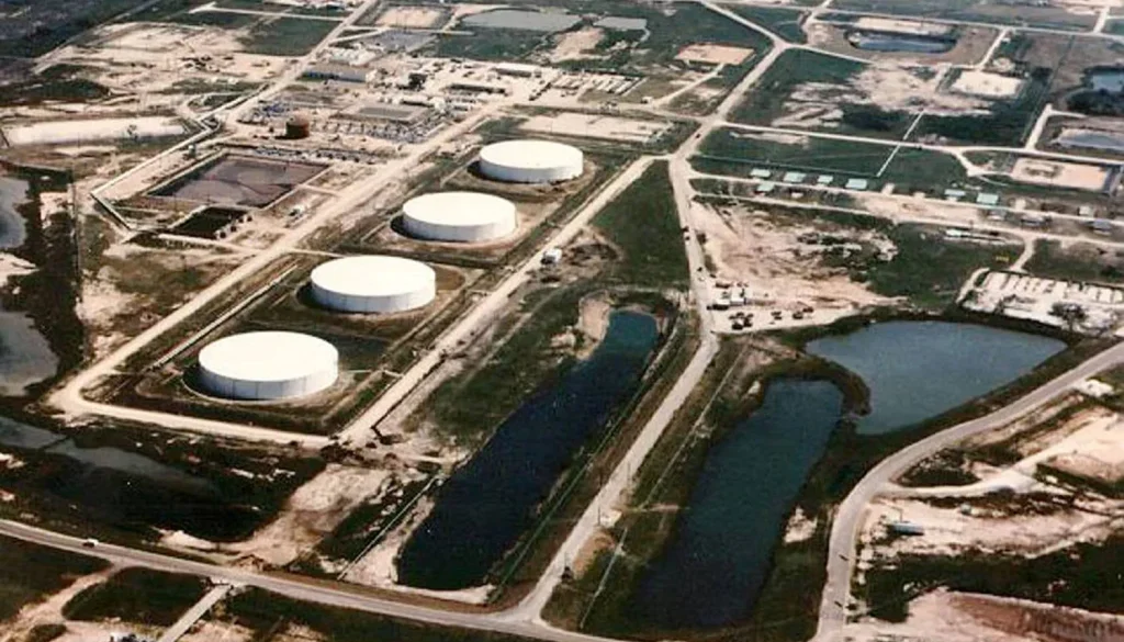 النفط يهبط 3% بفعل تهدئة أميركية إيرانية