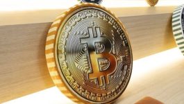 بتكوين تفشل في الحفاظ على مكاسبها فوق 66 ألف دولار بعد خطاب ترامب