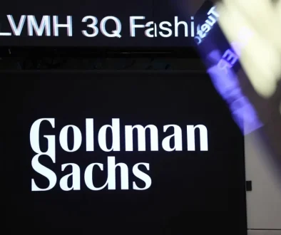 غولدمان ساكس يكشف عن توسع كبير في استثماراته بالعملات المشفرة