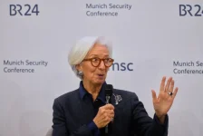 لاغارد تقديم حوافز للاستثمار في أوروبا أفضل من فرض الضرائب