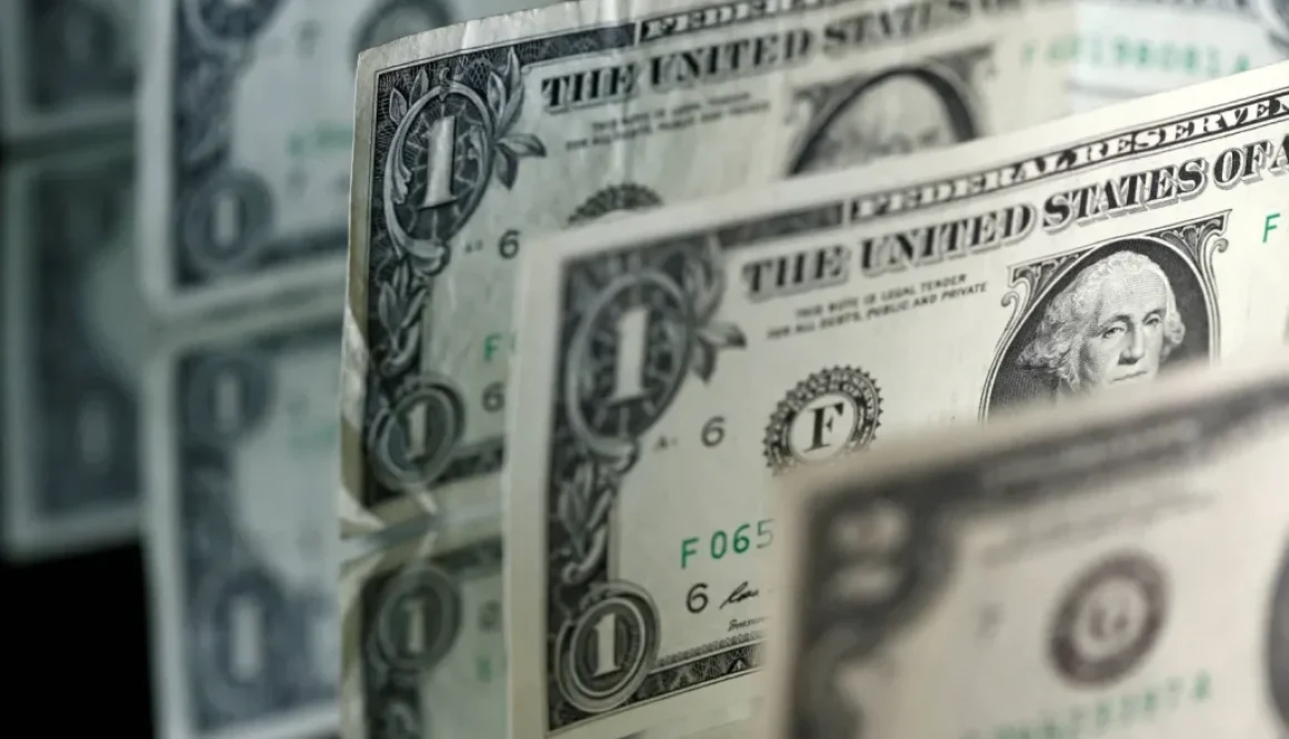 صعود صاروخي للدولار مع اقتراب النفط من حاجز 120 دولاراً