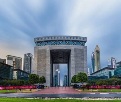 صناديق التحوط العالمية تختار دبي وأبوظبي