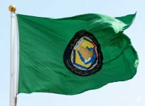 في قلب الأزمة... دول الخليج «ممتص صدمات» استراتيجي للاقتصاد العالمي