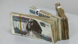 مصر... الحرب تثقل الاقتصاد وتُضعف الجنيه