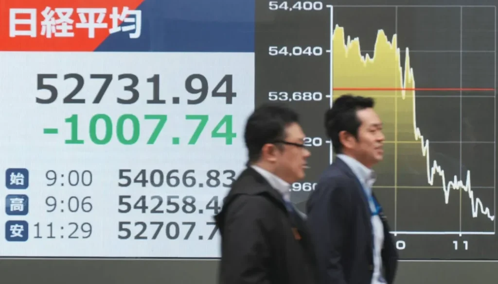 الأسواق العالمية تتراجع مع تمسك ترمب بخيار المواجهة ضد إيران