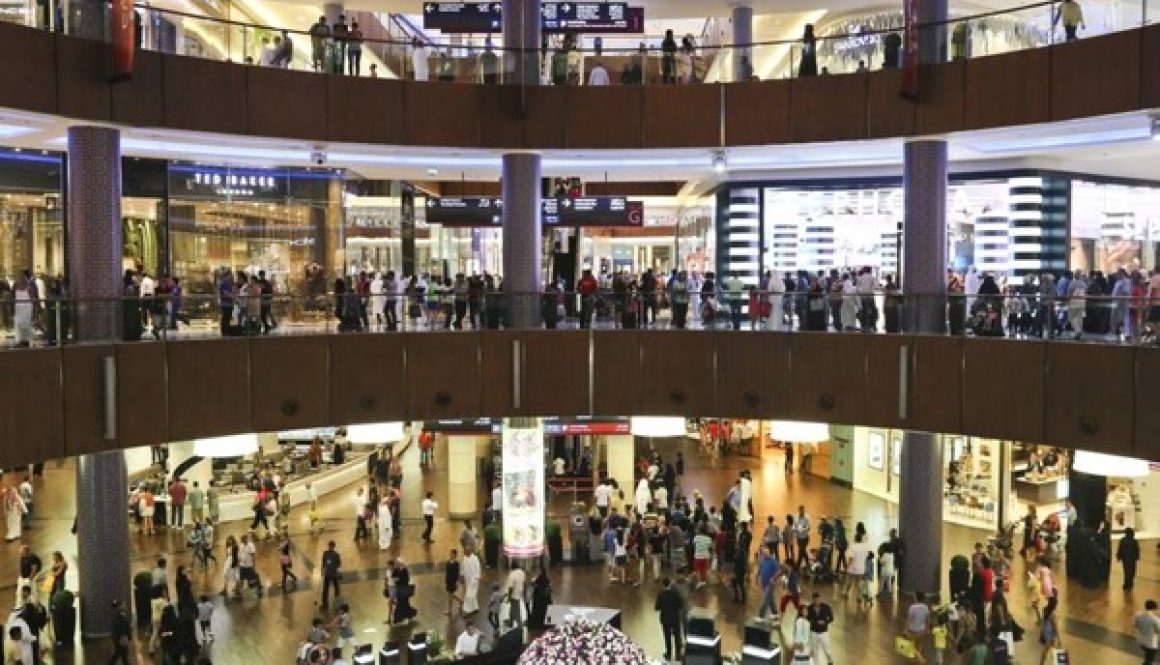 بنوك إماراتية تعتمد حزماً مالية لتعزيز انسيابية الحياة والأعمال