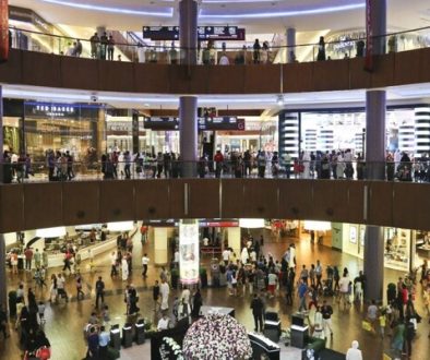 بنوك إماراتية تعتمد حزماً مالية لتعزيز انسيابية الحياة والأعمال