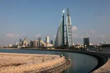 بنوك مركزية خليجية تثبت الفائدة بعد قرار الفدرالي الأميركي