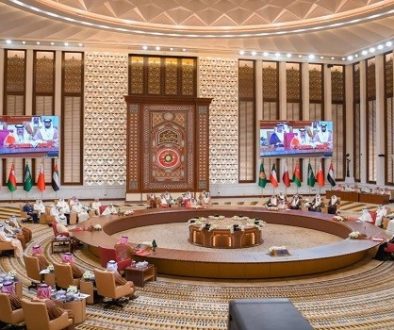 دول الخليج قادرة على تفادي الآثار الاقتصادية و صمودها يعتمد على طول مدة الحرب