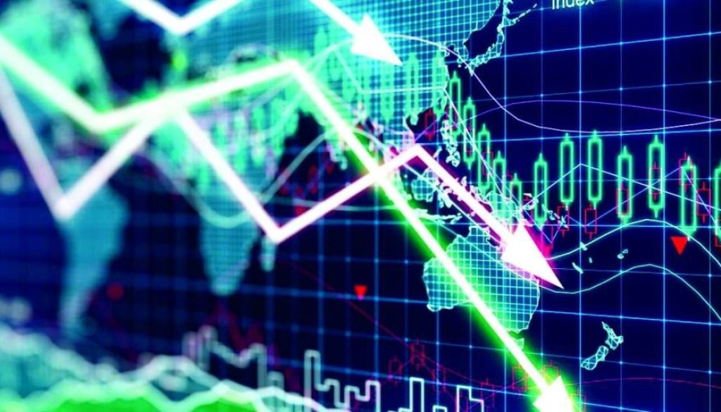 ما أبرز العوامل التي يمكن أن تفضي إلى أزمة مالية عالمية جديدة؟