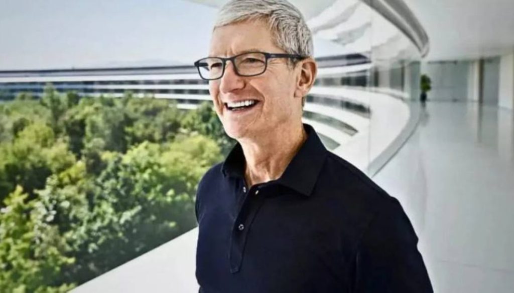من 350 مليار إلى 4 تريليونات دولار.. كيف صنع تيم كوك إمبراطورية أبل؟