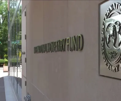 وكالة الطاقة وصندوق النقد والبنك الدولي يشكلون فريقاً لمواجهة تداعيات الحرب