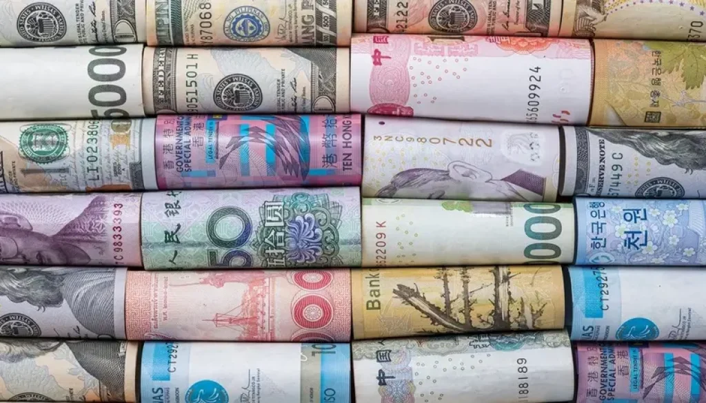 أكثر الشعوب مديونية في العالم.. ديون الأسر تتجاوز 65 تريليون دولار!