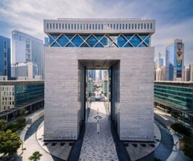 اقتصاد الإمارات يظهر مرونة استثنائية مدعوماً بأسس مالية قوية