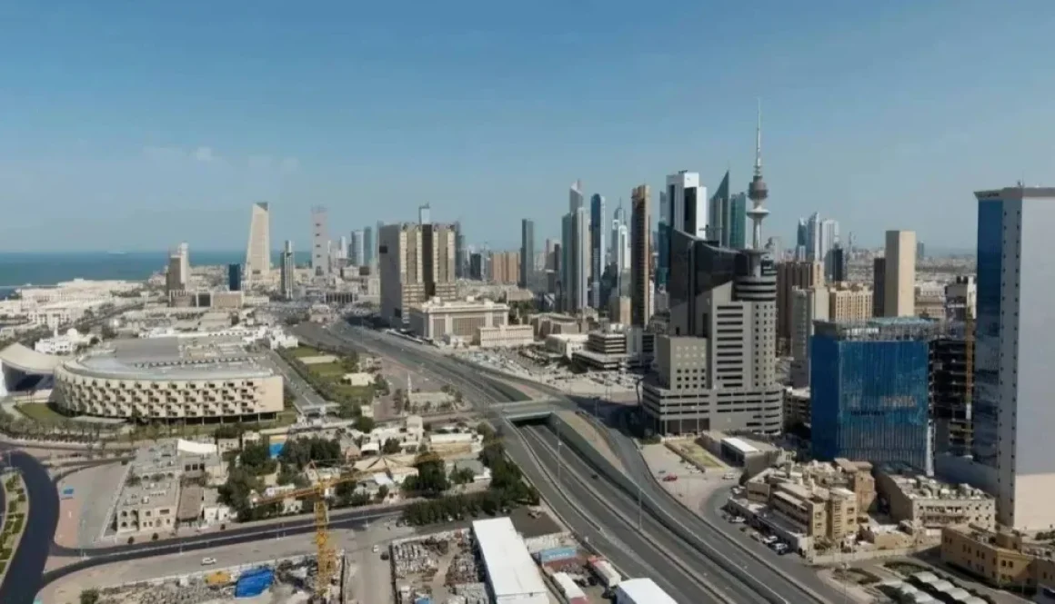 «فيتش» بنوك الكويت قادرة على امتصاص صدمات حرب إيران