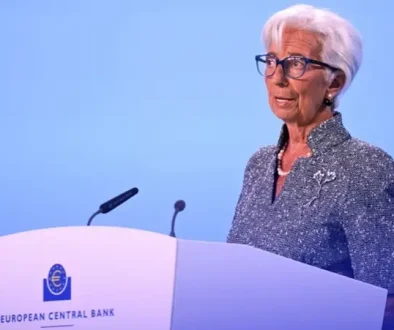 لاغارد تحذر من تهديد العملات المشفرة المقومة باليورو للبنوك والسياسة النقدية