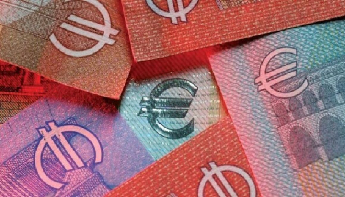 هل تستغل أوروبا الفرصة لتعزيز اليورو وإزاحة الدولار عن عرشه؟