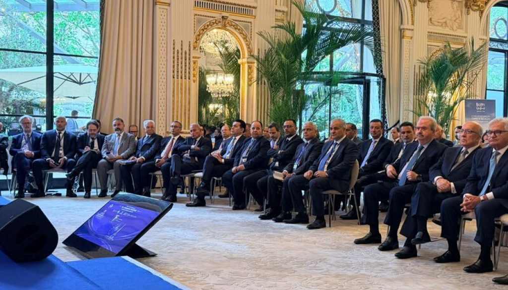 اتحاد المصارف العربية نظم فعاليات القمة المصرفية العربية المصرفية الاوروبية في باريس.. فتوح لبنان يتصدر المؤتمر على منصة دولية