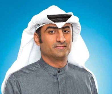 عبداللطيف النصف (المركز)