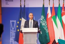في القمة الاستراتيجية الفرنسية الخليجية.. محافظ المركزي
