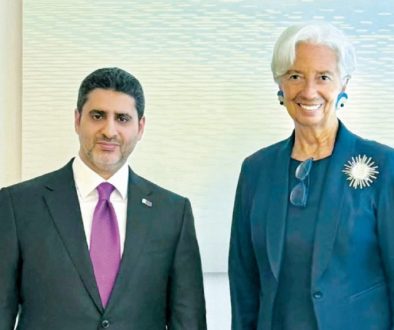 محافظ مصرف قطر يجتمع مع رئيس المركزي الأوروبي