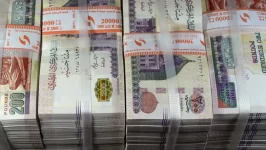 لعنة شهادات الـ27%.. هل أفسدت شهية ادخار المصريين عبر البنوك؟