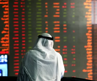 أسواق الخليج تتماسك رغم التوترات ورفع الفائدة الأميركية