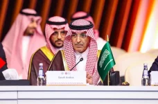 الجدعان نجاح «الآسيوي للاستثمار» يقاس بأثره التنموي لا بحجم تمويله