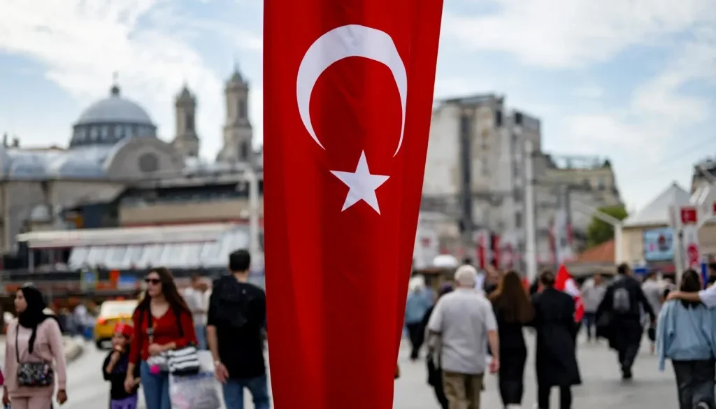 تركيا.. تداعيات أزمة الـ17 مليار دولار مستمرة مع تجميد أصول 42 شخصاً و46 كياناً قانونياً