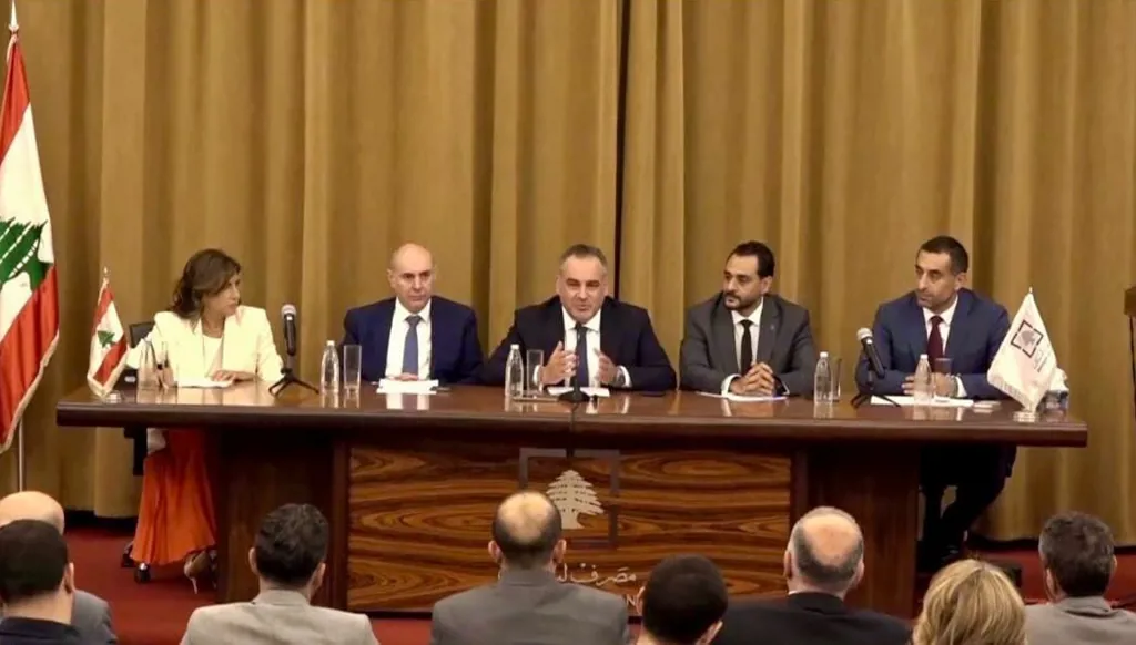 لبنان يبتعد عن ثقافة الكاش ارتفاع استخدام البطاقات 130% والشيكات بالدولار 124%