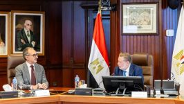 المركزي يبحث مع مدير مؤسسة التمويل الدولية التعاون المشترك