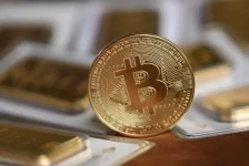 بيتكوين تتجاوز 85 ألف دولار وسط مكاسب العملات المشفرة