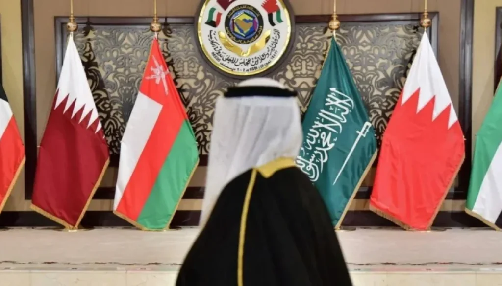 تحويلات العاملين من دول الخليج تسجل أعلى مستوى عالمياً عند 161 مليار دولار